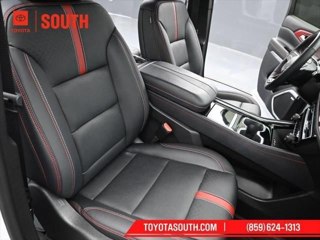 2024 Chevrolet Traverse AWD RS