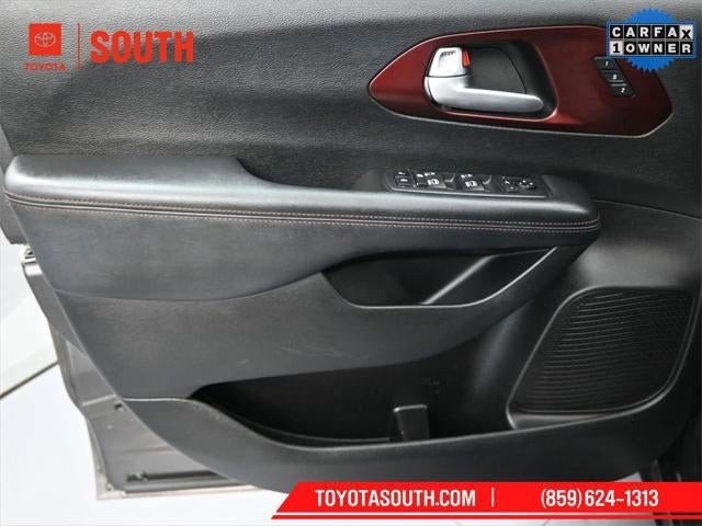 2020 Chrysler Pacifica Limited 35th Anniversary