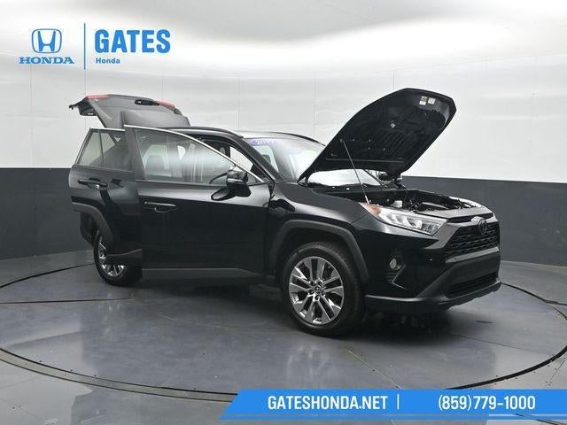 2019 Toyota RAV4 XLE Premium