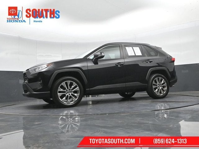 2019 Toyota RAV4 XLE Premium