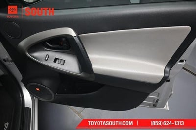 2011 Toyota RAV4 Ltd