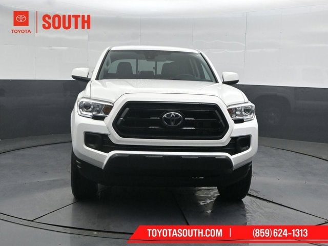 2022 Toyota Tacoma 4WD SR5