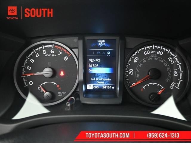 2022 Toyota Tacoma 4WD SR5