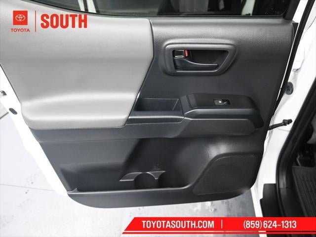 2022 Toyota Tacoma 4WD SR5