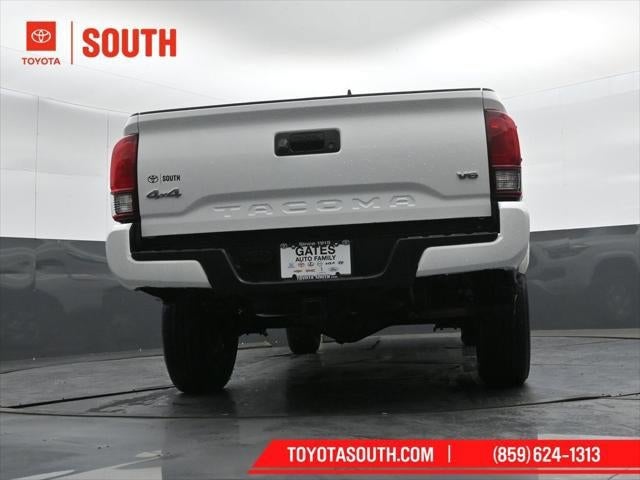 2022 Toyota Tacoma 4WD SR5