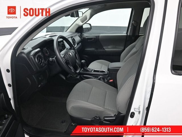 2022 Toyota Tacoma 4WD SR5