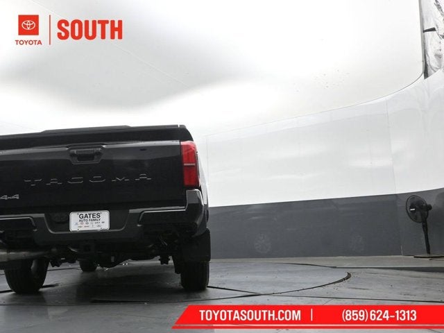 2026 Toyota Tacoma 4WD SR5
