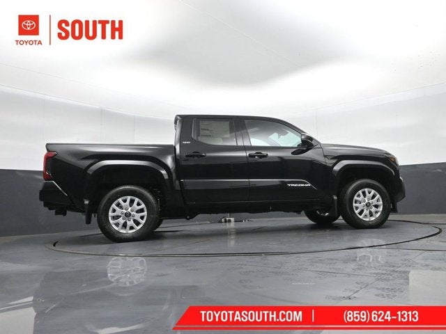 2026 Toyota Tacoma 4WD SR5