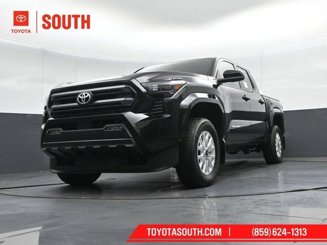 2026 Toyota Tacoma 4WD SR5