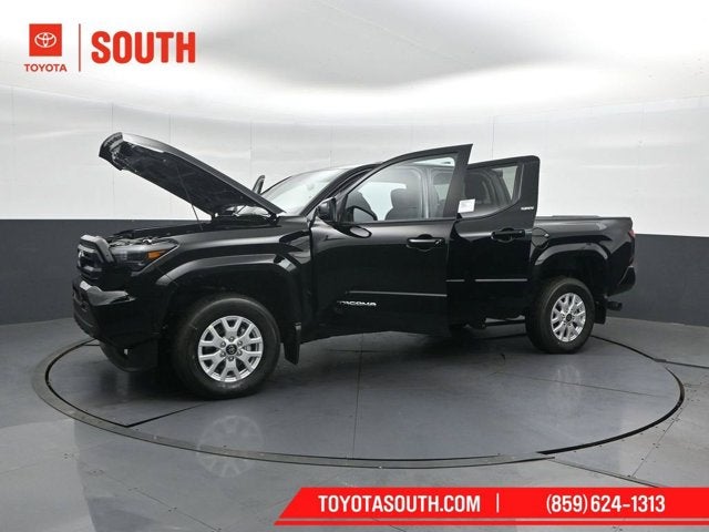 2026 Toyota Tacoma 4WD SR5