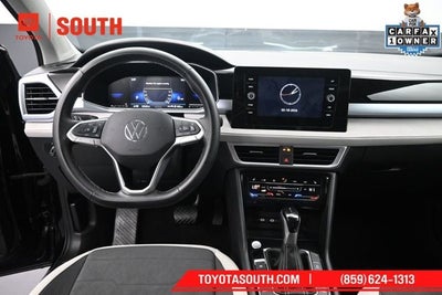 2025 Volkswagen Taos SE