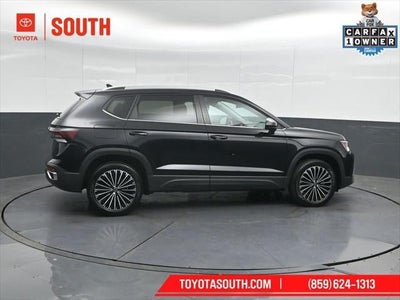 2025 Volkswagen Taos SE