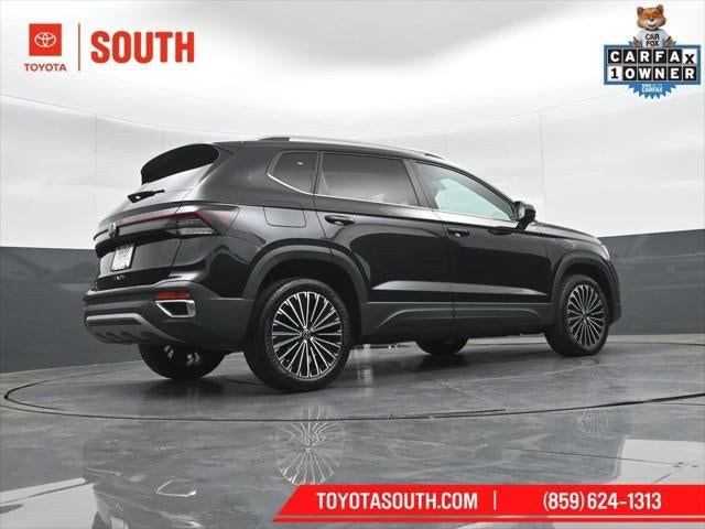 2025 Volkswagen Taos SE