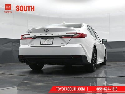 2025 Toyota Camry SE