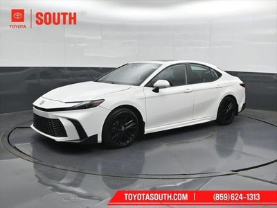 2025 Toyota Camry SE