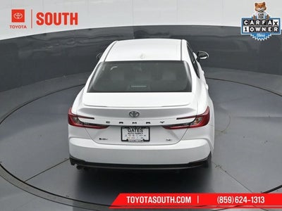 2025 Toyota Camry SE
