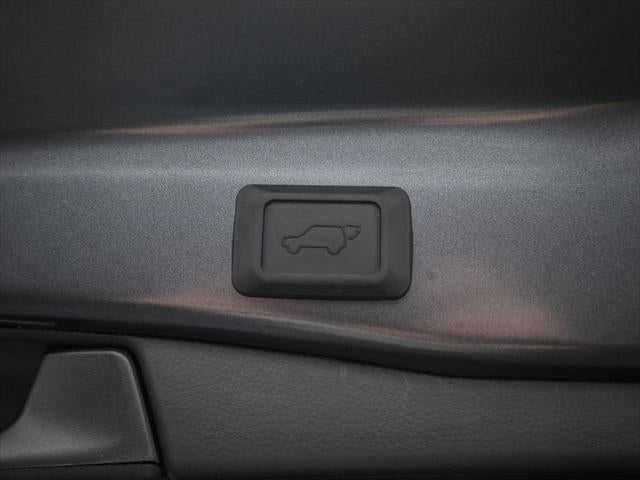 2025 Toyota RAV4 Hybrid XSE