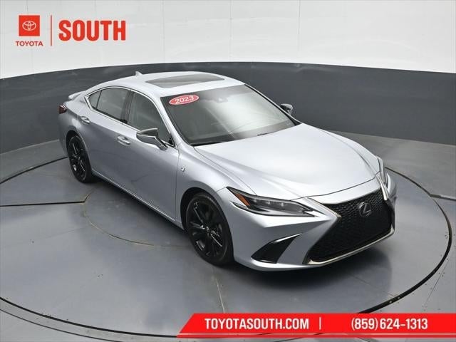 2023 Lexus ES ES 300h F SPORT Handling