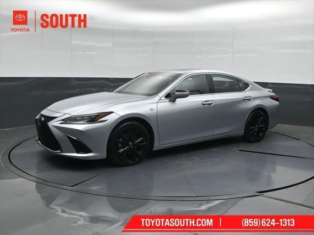 2023 Lexus ES ES 300h F SPORT Handling