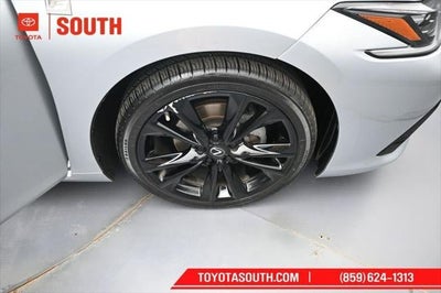 2023 Lexus ES ES 300h F SPORT Handling