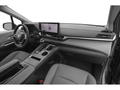 2025 Toyota Sienna XLE