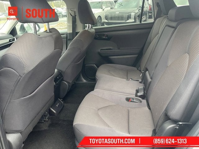 2025 Toyota Highlander XLE