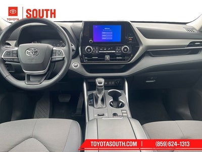 2025 Toyota Highlander XLE