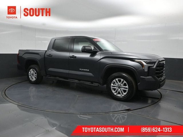 2023 Toyota Tundra 4WD SR5