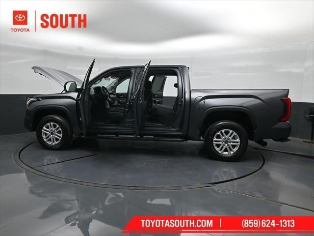 2023 Toyota Tundra 4WD SR5