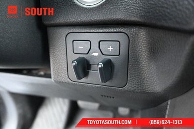 2023 Toyota Tundra 4WD SR5