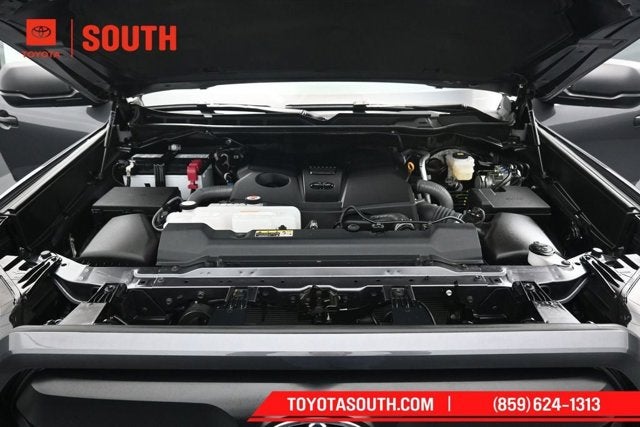 2025 Toyota Tundra 4WD SR5