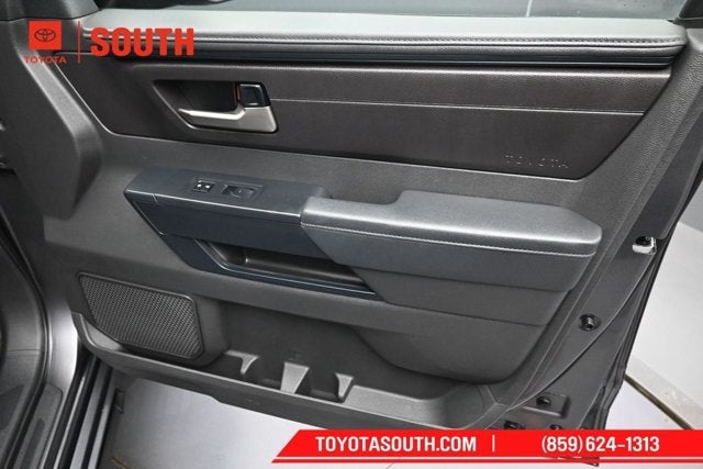2025 Toyota Tundra 4WD SR5