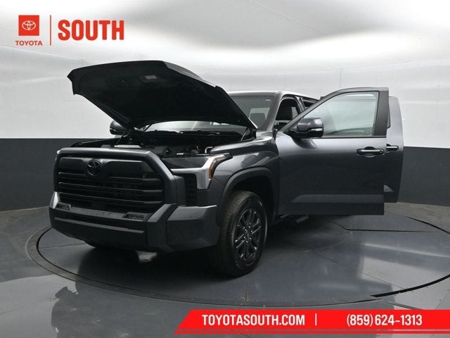 2025 Toyota Tundra 4WD SR5
