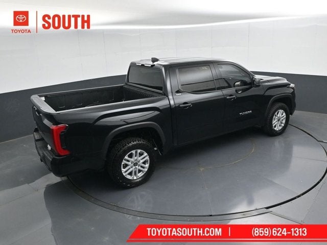 2024 Toyota Tundra 4WD SR5