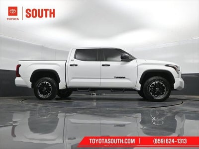 2024 Toyota Tundra 4WD SR5