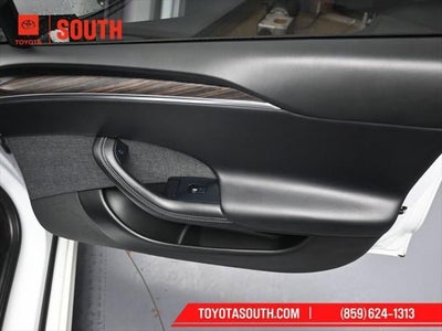 2022 Tesla Model S Base