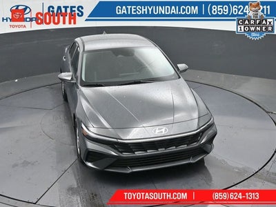 2025 Hyundai Elantra SE