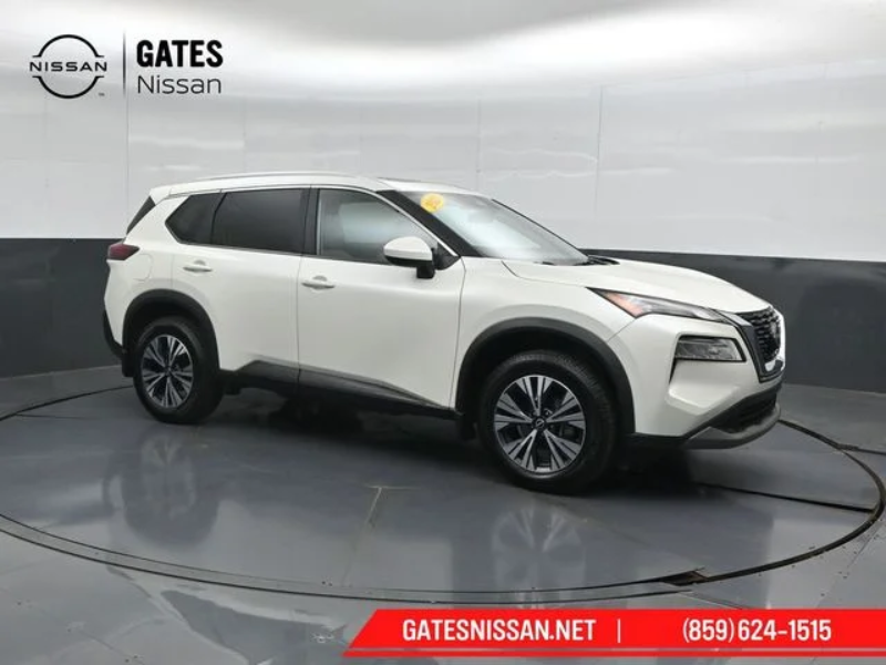 Used Nissan Rogue on the lot at Gates Nissan in Richmond, Kentucky